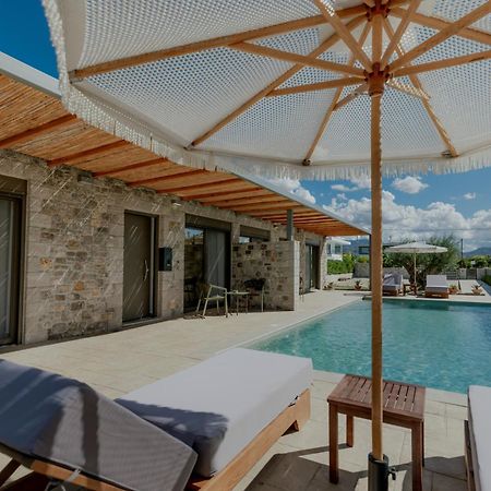 Niama Luxury Apartments نافبليو المظهر الخارجي الصورة