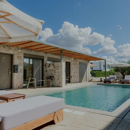 Niama Luxury Apartments نافبليو المظهر الخارجي الصورة
