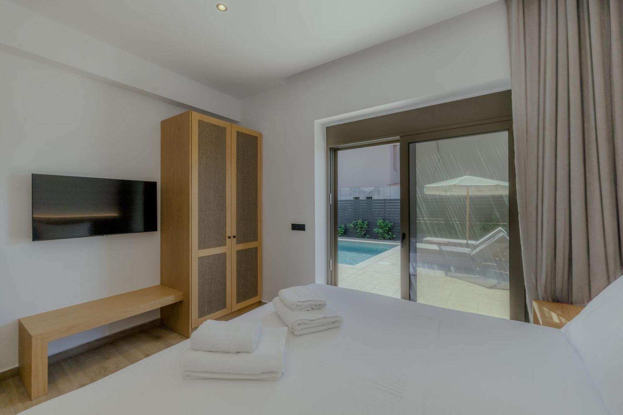 Niama Luxury Apartments نافبليو المظهر الخارجي الصورة
