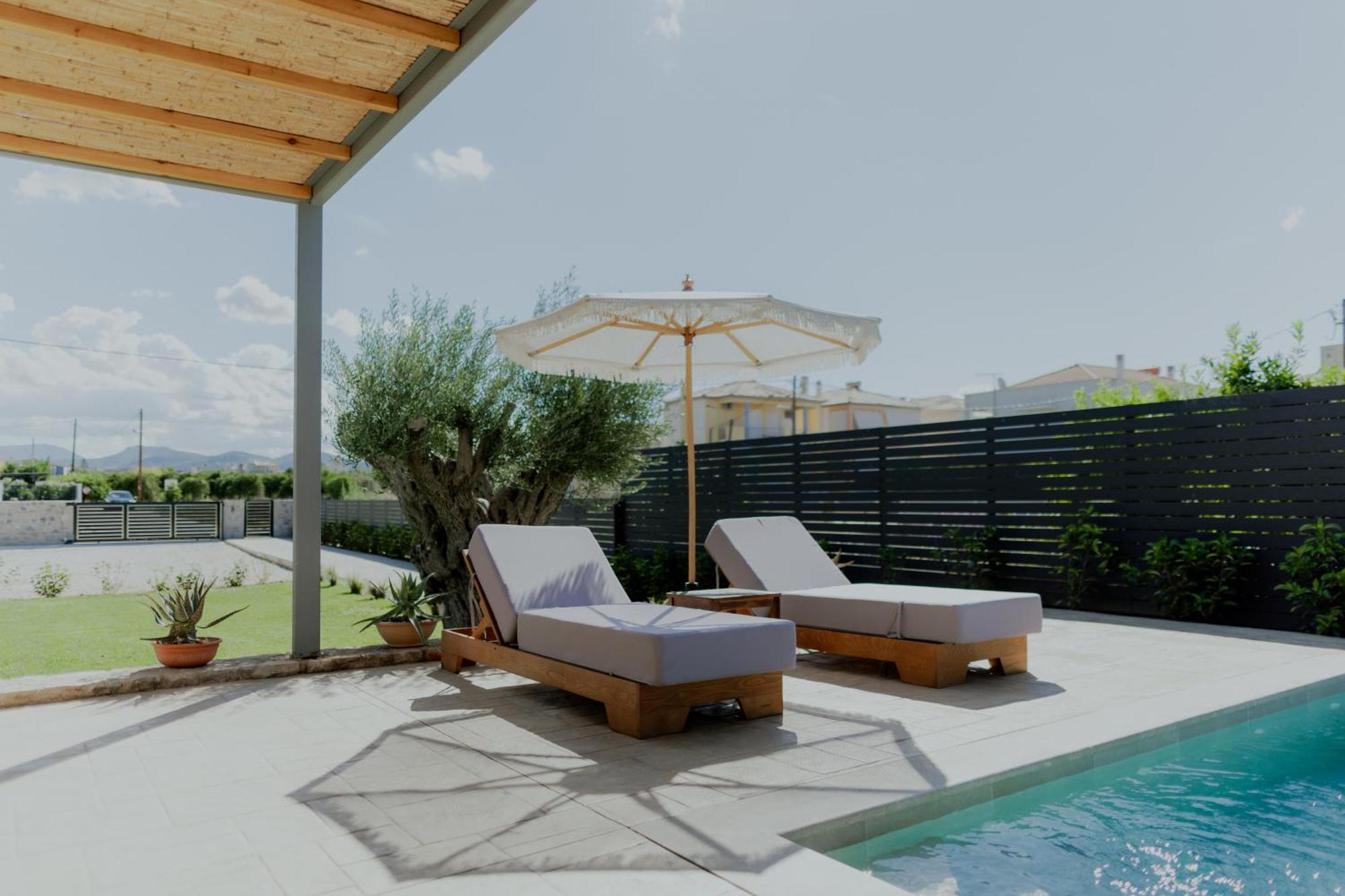 Niama Luxury Apartments نافبليو المظهر الخارجي الصورة