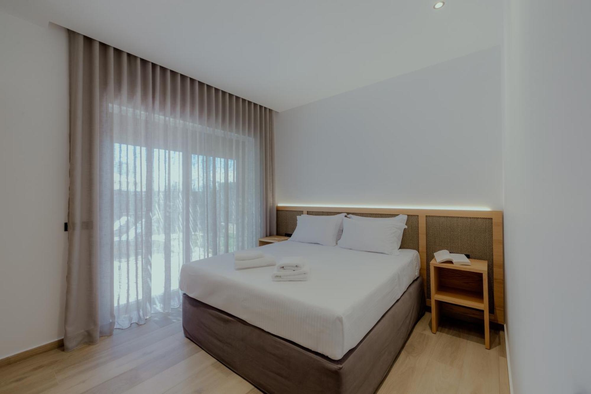 Niama Luxury Apartments نافبليو المظهر الخارجي الصورة