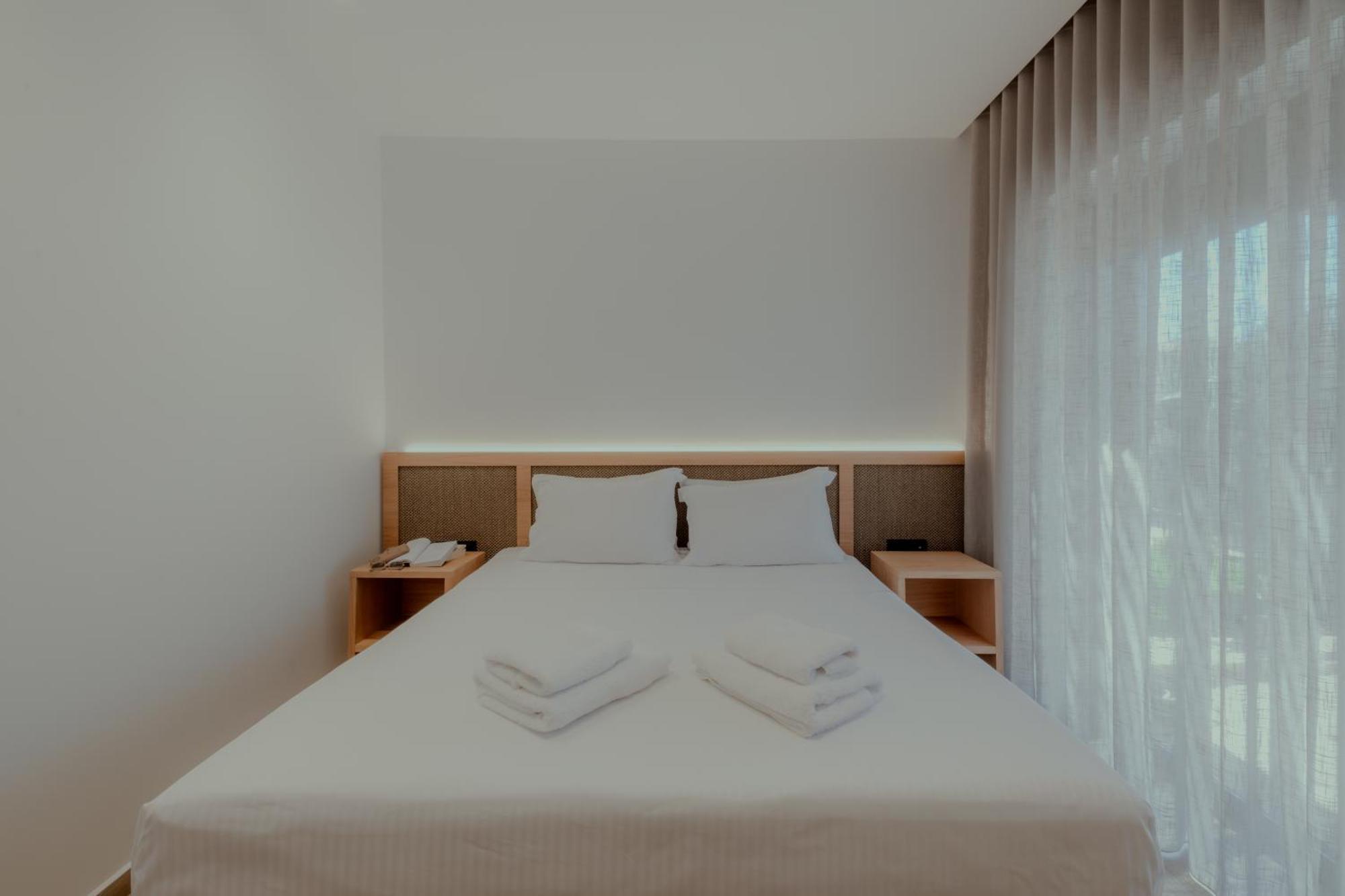 Niama Luxury Apartments نافبليو المظهر الخارجي الصورة