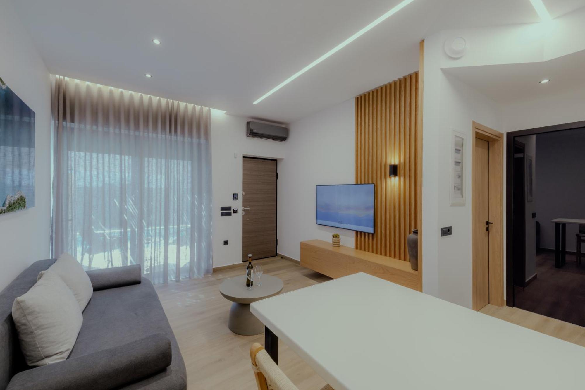Niama Luxury Apartments نافبليو المظهر الخارجي الصورة