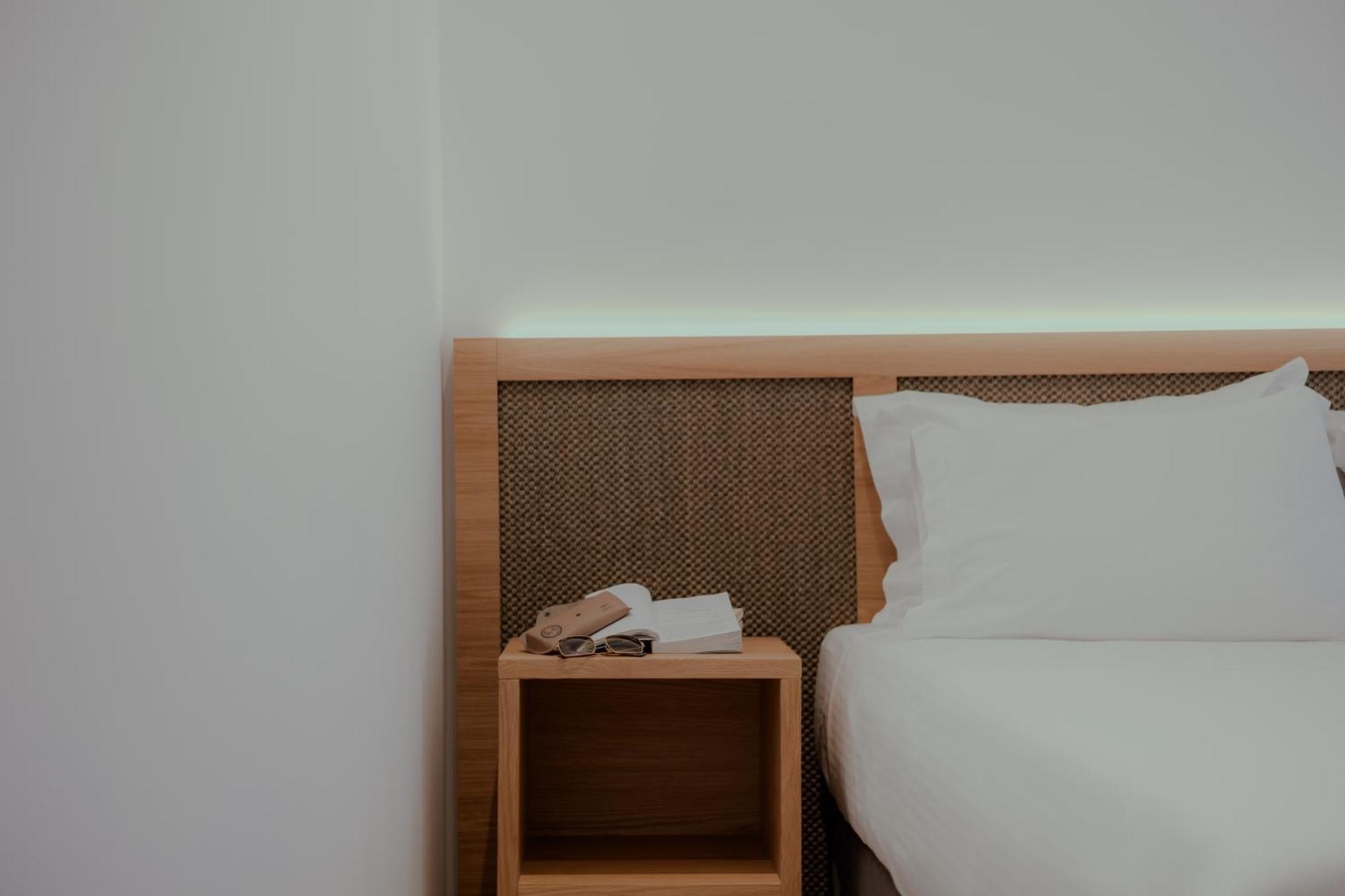 Niama Luxury Apartments نافبليو المظهر الخارجي الصورة